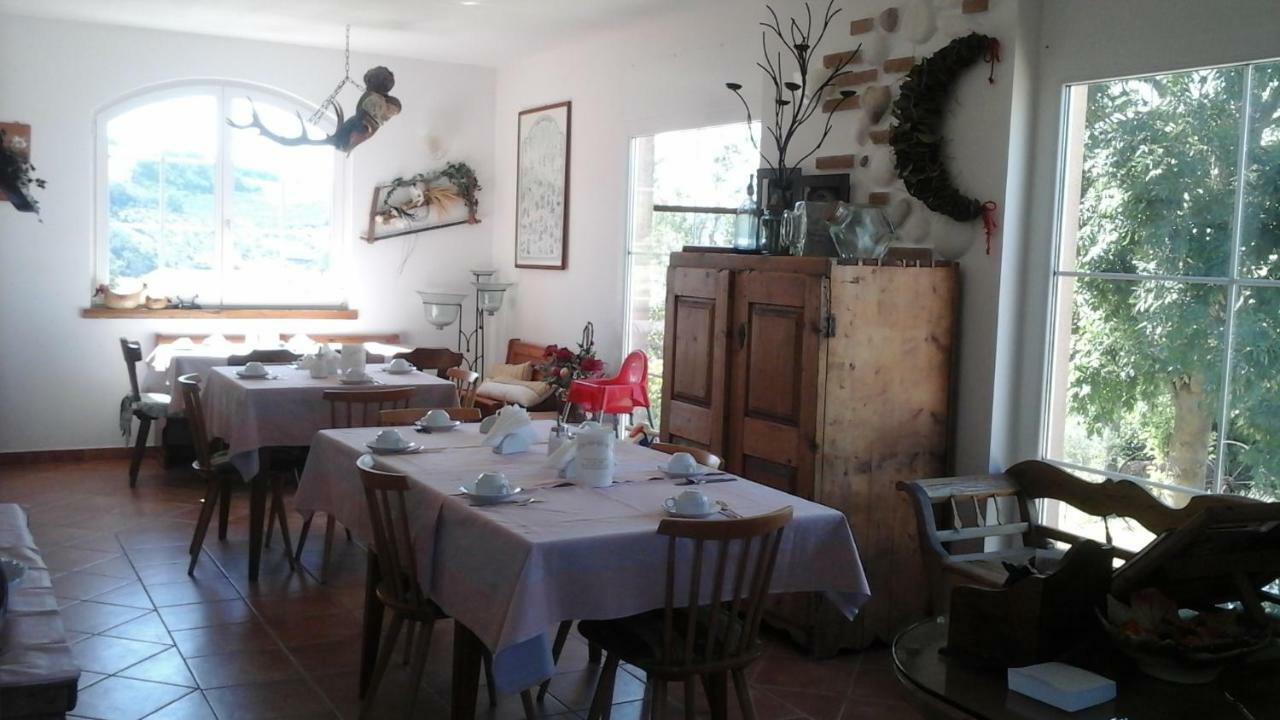 B&B Castellano Cerasolo Eksteriør billede